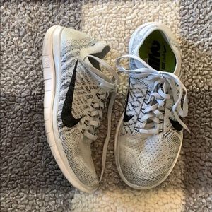 Nike free fly knit 4.0